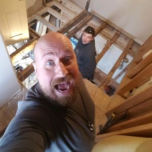 Meet your Posher, Thomas